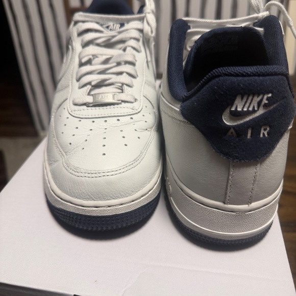 Size 11 - Men’s Nike Air Force 1 \'07 White Blue outsole main image 6